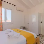 Das Hotel Alacati Gazde/Camere de închiriat