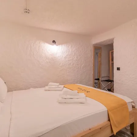 Проживание в семье Das Hotel Alacati Алачати