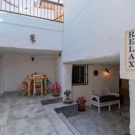 ホームステイ Alacati Çeşme