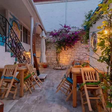 Das Hotel Alacati Проживание в семье Алачати